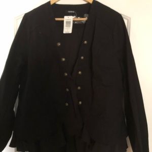 Ruffled blazer with military buttoned details